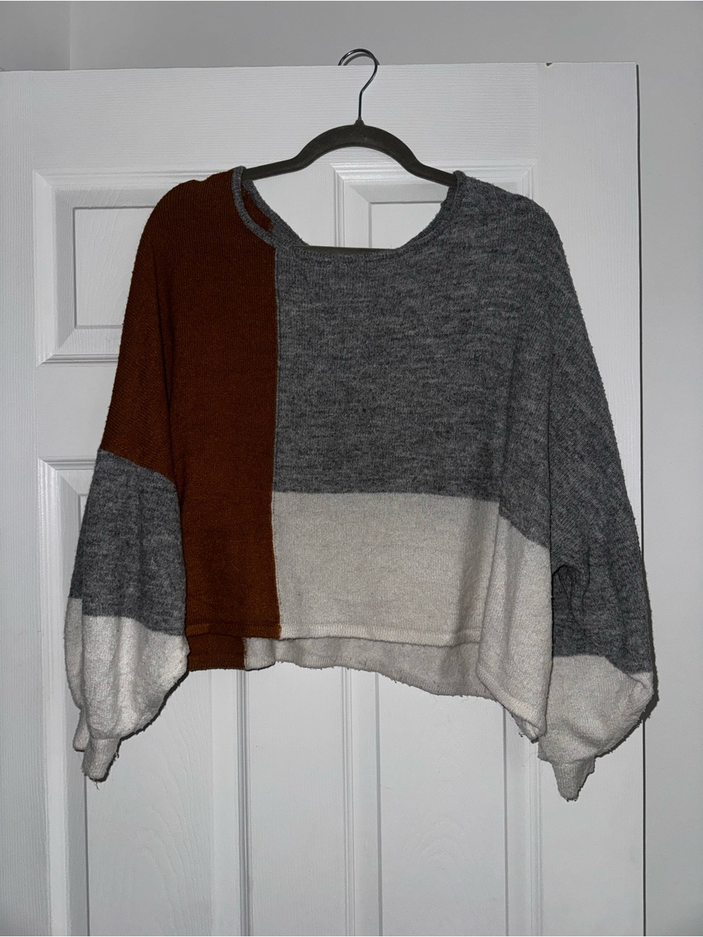 Color Block Cropped Sweater